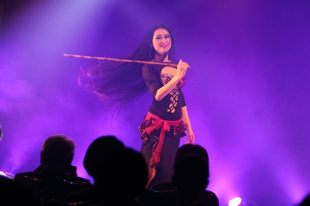 LICA TOMINAGA DANCE SCHOOL